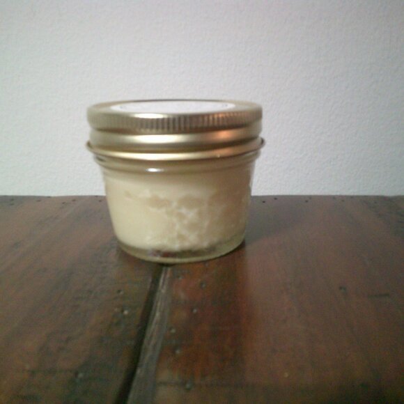 The Candle Company Candle, Scent: Saffron & Suede in a Jar NIP - Picture 4 of 9